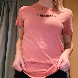 Hollister t-shirt for both guys and girls